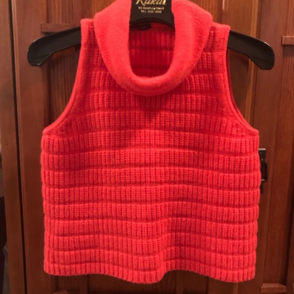 ECU Italian cashmere cropped sweater